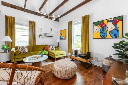 Majic Cottage in Atlanta, USA