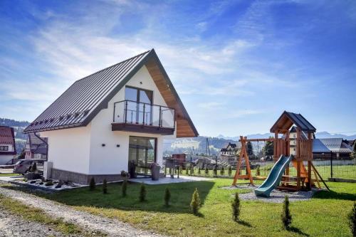 Domek Jaroszówka z widokiem na góry