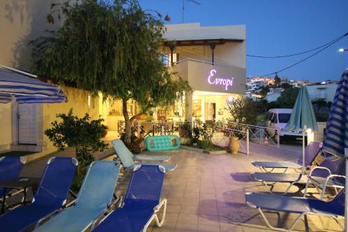 A szálláshely kívülről, Evropi Hotel in Platanias