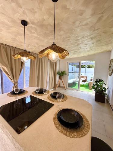 Apartment in villa - RELAXING POOL-FRONT, PRIVATE TERRACE & POOL ACCESS, SOUTH TENERIFE, Арона (фото 7)