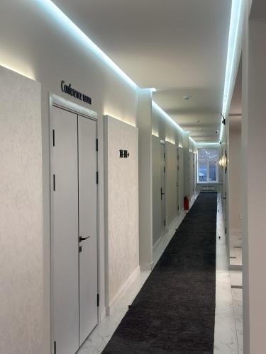 Silver-Adis in Semey