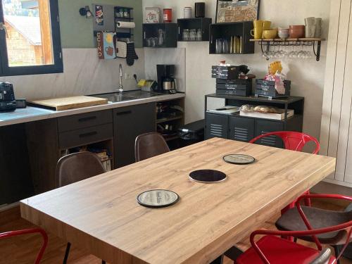 Chalet Duplex 4P pour 8 pers, Rénové, Piscine, 300m des Pistes, Terrasse, Parking - FR-1-504-433 - Location, gîte - Dévoluy