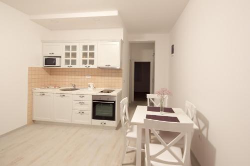 Apartments Raskovic - image 5