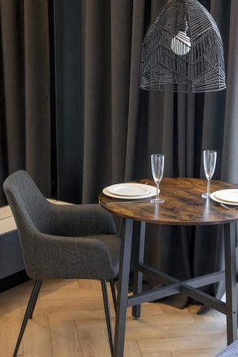 Modern Studio with Parking and Air Conditioning in the City Center of Wroclaw by Noclegi Renters, Breslau (Foto 8)