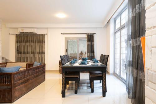 Arabian Duplex, New Cairo 5BDRM, Banī Ghālib (zdjęcie 3)