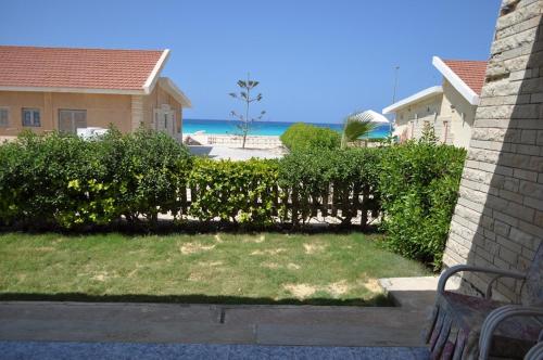 Cheerful 2-bedrooms chalet villa in Ras El Hekma in Zawiyat Ailat Nuh