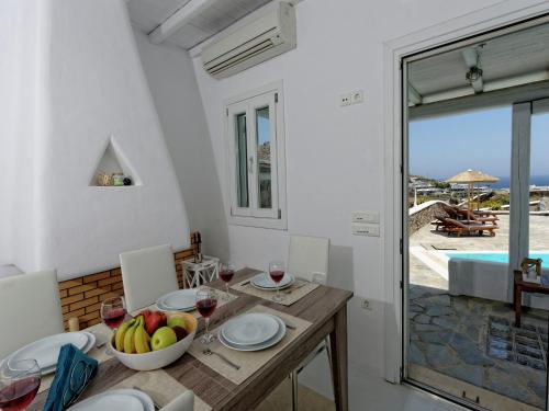 Villa in Mykonos with Sea View and Pool, Kalafatis (foto 10)