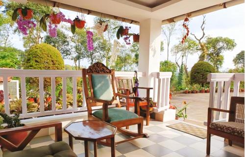 The Blue Mountains Estate Stay