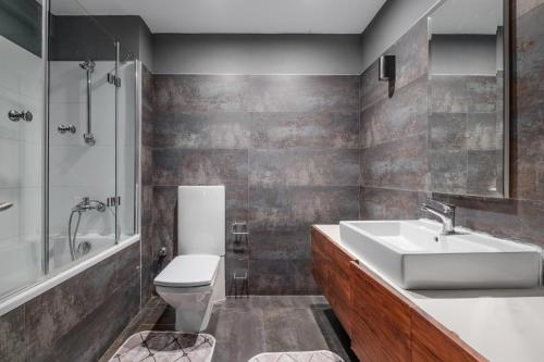 Duplex Flat w Panoramic Bosphorus View and Terrace, Стамбул (фото 9)