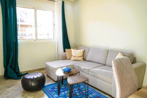 Modern 2 bedroom apartment, one with terrace