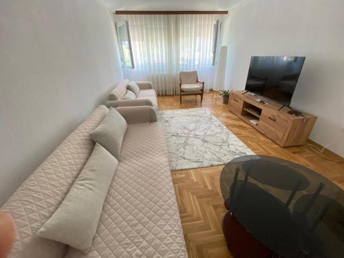 Cozy corner prishtina – khách sạn tại Ulpiane