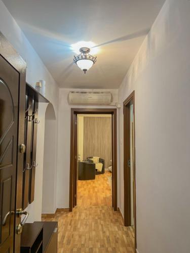Timișoara Urban Stay Apartment - 2min walk to Iulius Mall - 10min walk to City Center - Spacious and Comfortab 3-Star Single Room exterior