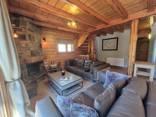 Splendide chalet 12pers, Sainte Foy Station in Station Sainte-Foy