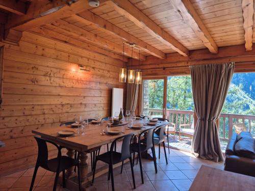 Splendide chalet 12pers, Sainte Foy Station in Station Sainte-Foy