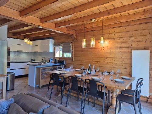 Splendide chalet 12pers, Sainte Foy Station in Station Sainte-Foy