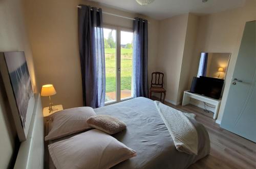 Appartement La pierre de bresse in Шарет-Варен