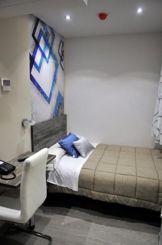 Hostal Barcelona - image 10