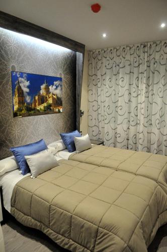 Hostal Barcelona - image 12