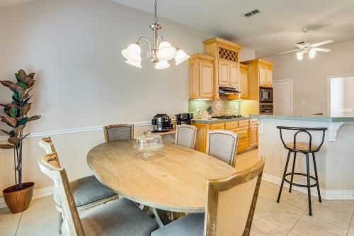 8 Mi to Lake Palestine: Peaceful Family Retreat in Flint (TX)