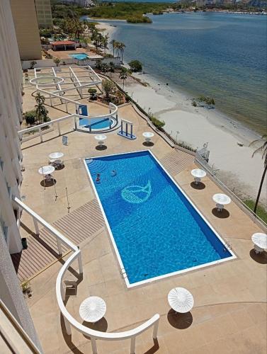 Swimming pool, Apartamento de lujo frente al mar en residencia con piscina, planta electrica y gym in Porlamar