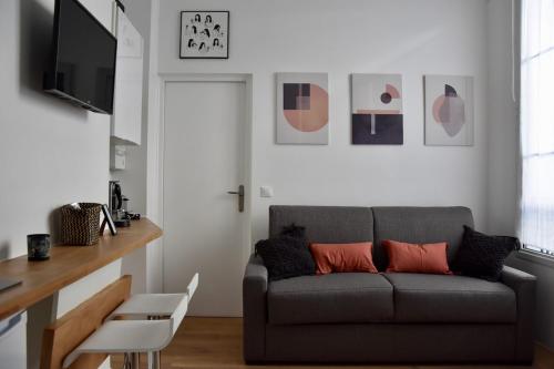 Bel appartement moderne, pratique, Париж
