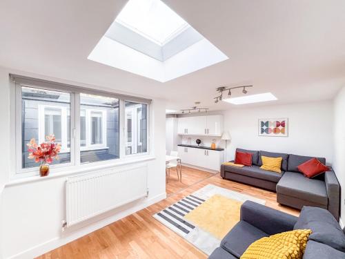 Stylish Camden Apartment C6, London