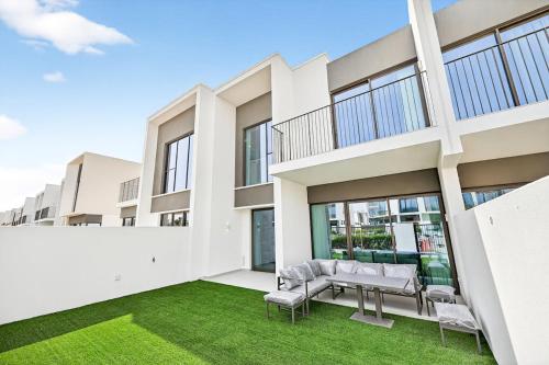 Luxury 4BR Villa Fully Furnished and Sleeps 11, Dubai (Foto 7)