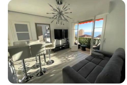 Stella apartment with Seaview on Montecarlo border, Beausoleil