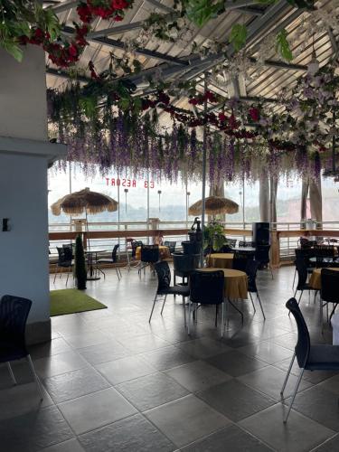 餐廳, C3 Resort Hotel Foumbot in 馬帕拉