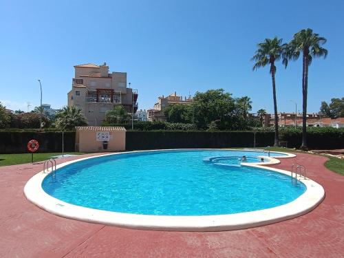 Family apartment with pool, Denia