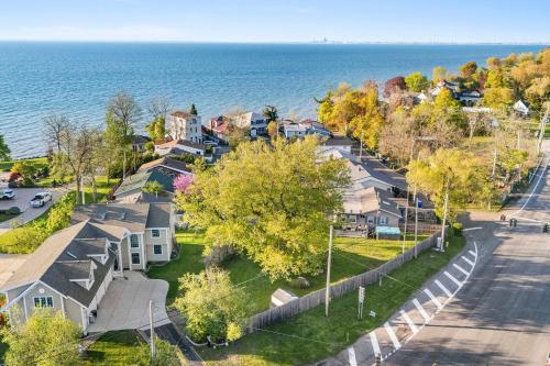 1/2 Mi to Beach: Nature Paradise in Lake View! in Scranton (NY)