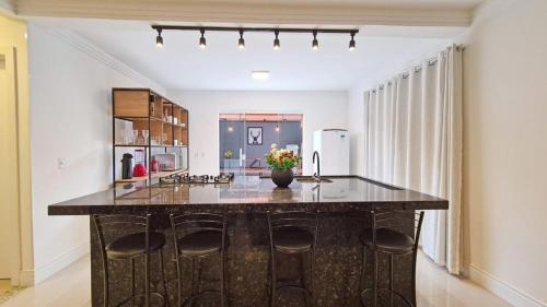 Casa com acesso praia de Zimbros in Sertaozinho