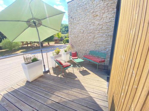 Maison Coucou gite 2,4 pers in Нантуа