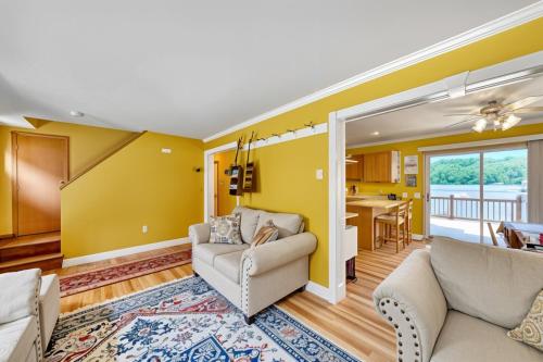 Lakeside Retreat 2hrs from Boston in 安特里姆 (NH)