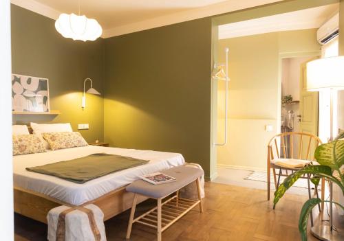 Ruby Hostel, Kutaisi - Private & Shared Rooms in Kutaiszi
