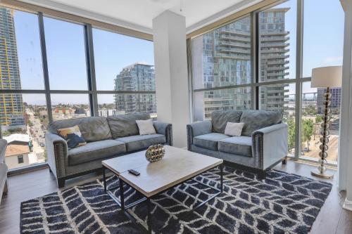 Gaslamp 2 bed Penthouse Petco Park Convention Ctr