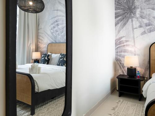Cozy Marina View 2 Bedroom Pool and Private Beach, Dubai (foto 9)