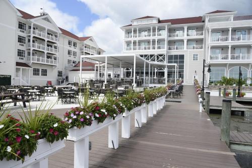 Rod 'N' Reel Resort - image 6