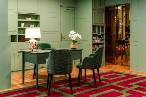 Hotel Vier Jahreszeiten Salzburg - Hôtel - Salzbourg