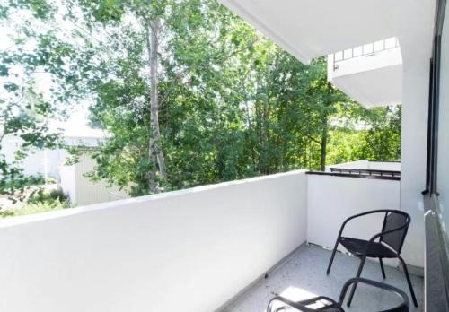 Balcony/terrace, Convenient Apartment for 4 in Konala