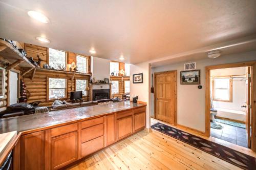 Cascade Log Cabin by Casago McCall - Donerightmanagement, Cascade (фото 9)