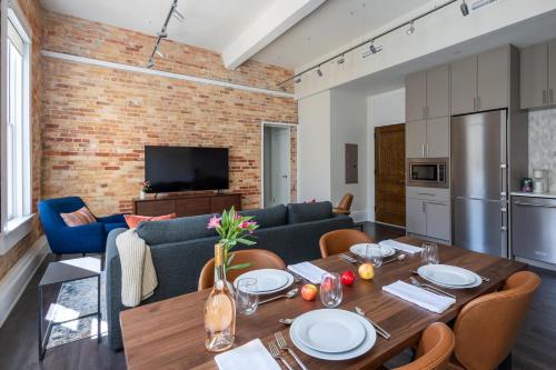 Seville Suite at The Brent Lofts