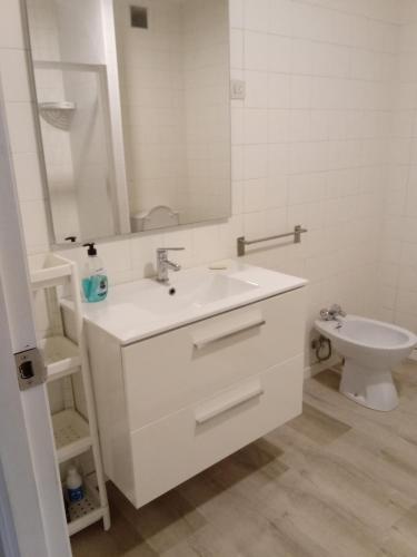 2 bedrooms, 3 beds