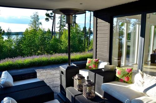 Luxury summer house on Bolmsö (Luxury summer house on Bolmso) in Bolmso