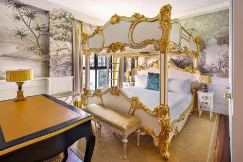 room detail thumbnail 1