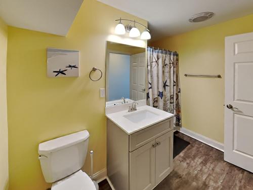 Put-in-Bay Waterfront Condo #103 in Put-in-Bay, USA