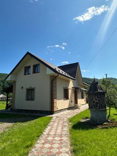 Вершина in Sheshory