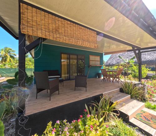 Vista exterior, Rangiroa Te Manuia Lodge in Rangiroa