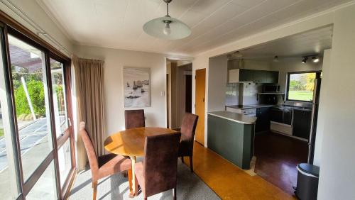 Parkview Retreat- 3 Bedrooms and 3 Bathrooms in กรีนเมดโดว์