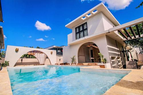 Unique Villa with private pool in Mayaguez in Mayaguez